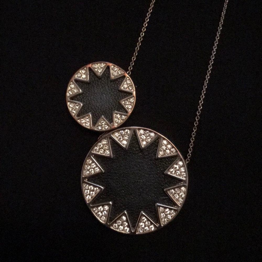 House of Harlow 1960 long necklace with two stars